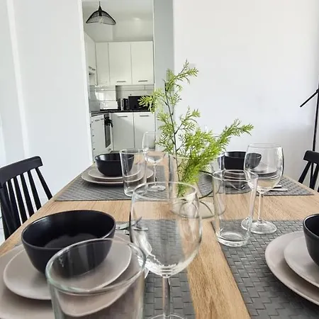 شقة Phaedrus Living - Seaside Executive Flat Harbour 206 بافوس