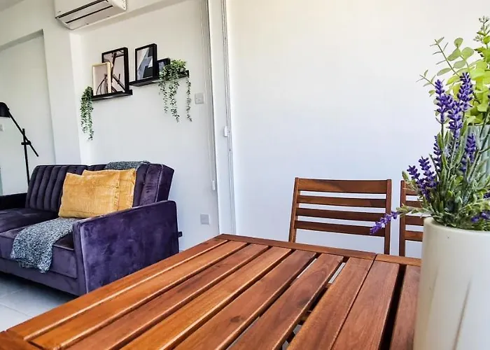 Phaedrus Living - Seaside Executive Flat Harbour 206 Appartamento Paphos