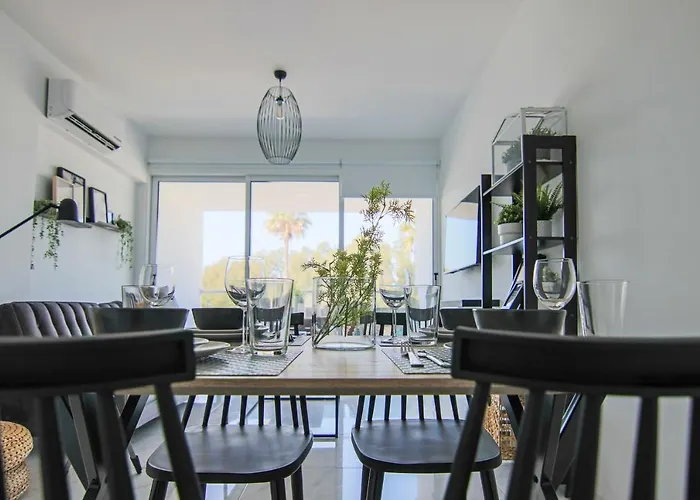 Phaedrus Living - Seaside Executive Flat Harbour 206 Appartamento