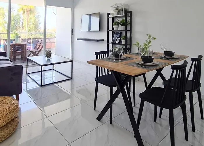 Apartamento Phaedrus Living - Seaside Executive Flat Harbour 206 *